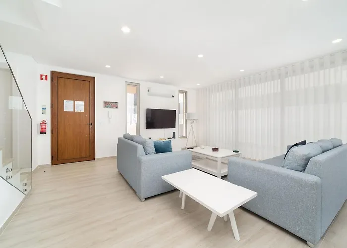 Villa Atlantico - By Sch Salir de Porto